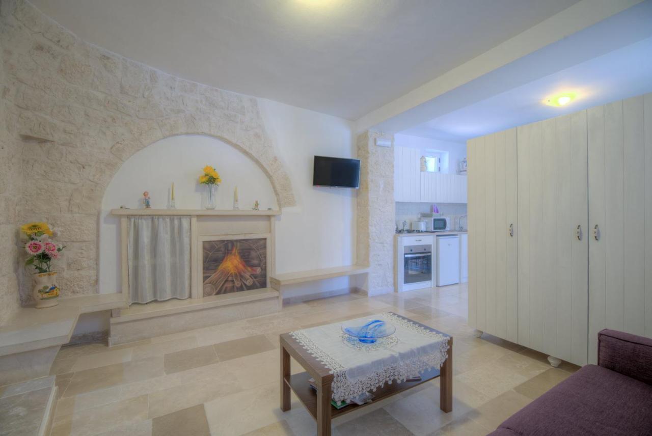 Trulli La Piazzetta By Rentbeat Apartment Cocolicchio Bagian luar foto
